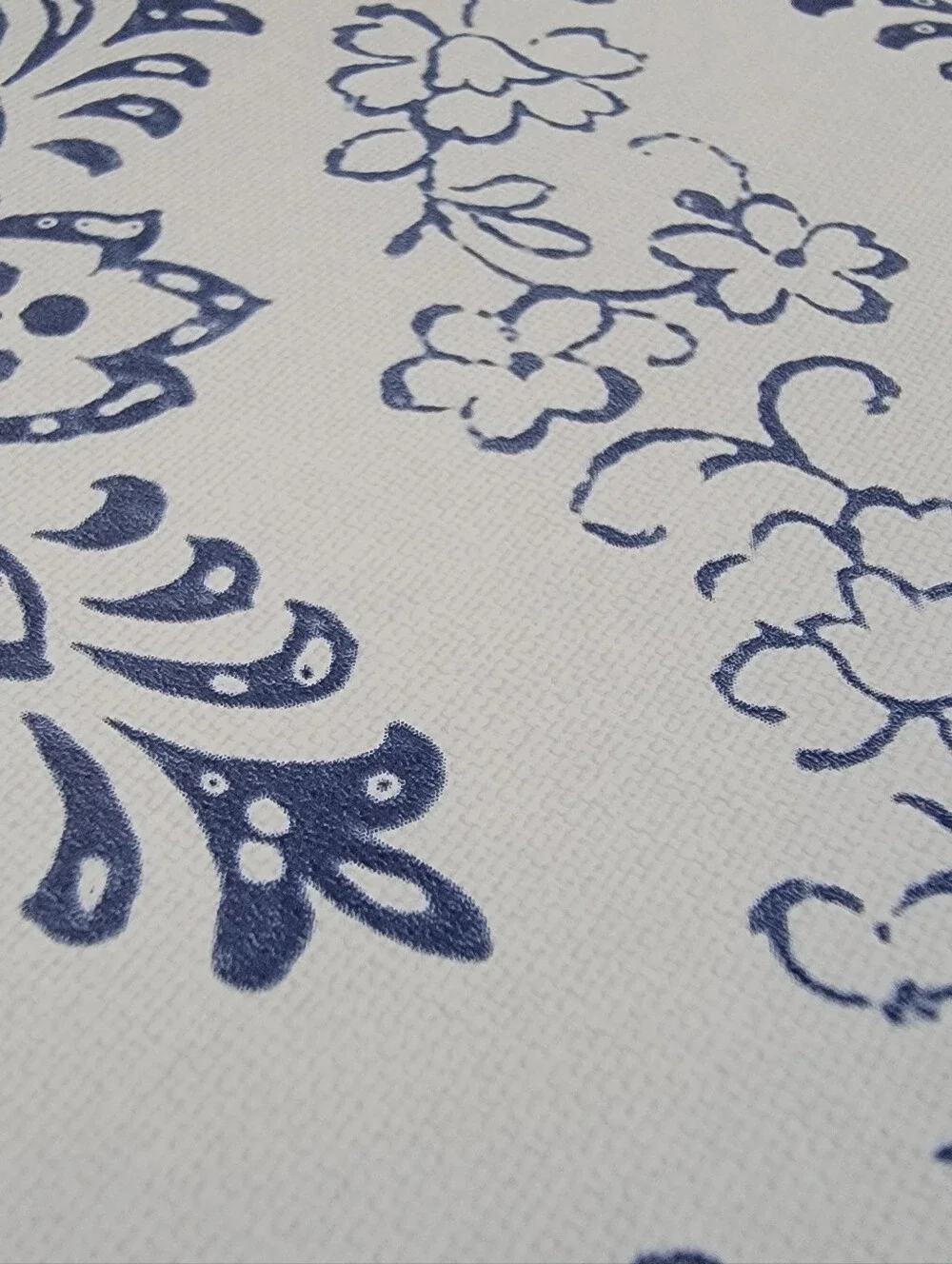 Wallpaper Wynona Geometric Floral White & Navy